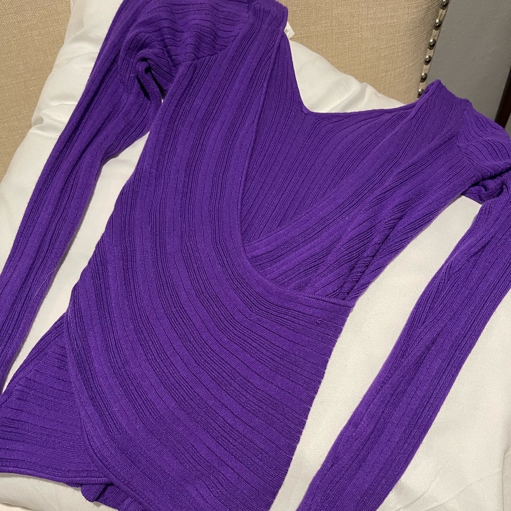 Guess sweater
